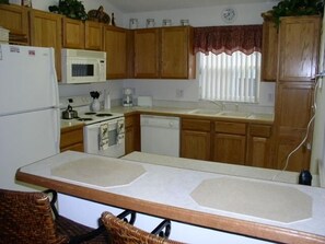 Full Size Kitchen