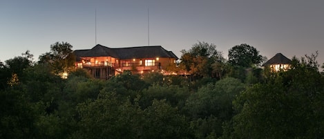 Elephant Game Lodge