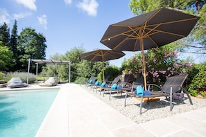 14 sqm heated swimming pool. Loungers, towels, umbrellas, hammock and pool toys.