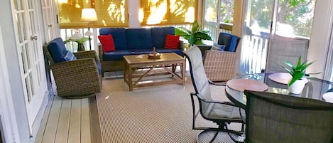 Screened porch with dining