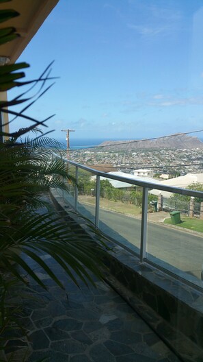 Lanai with view of Diamond Head 