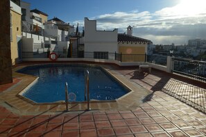 Pool in nice afternoon sun