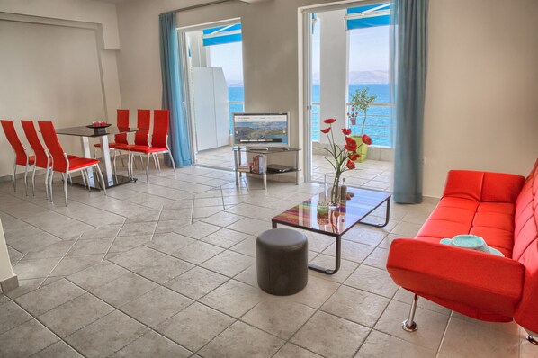 Fully Equipped 75 sqm Apartment with sea view