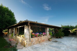 Overall picture of the villa
