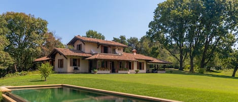 View of the house from the pool