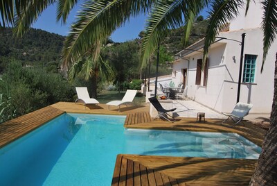 Moderna casa con espectaculares vistas, piscina privada. 20 minutos de la playa