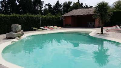 Chateaurenard : casa de campo provenzal renovada con encanto, tranquilo, piscina
