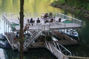 Double decker dock w/slide