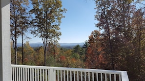 Amazing long range views from the deck. 