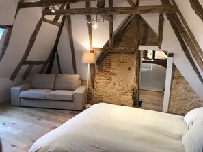 Suite Bedroom