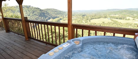 Hot tub on the covered deck - soak up the view and the stars 