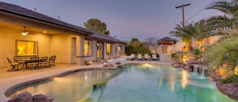 Pool with Wet Deck