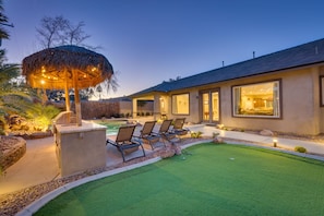 Built In BBQ and Loungers, Putting Green