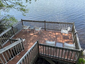 Lower deck