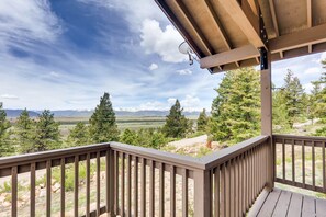 The deck is magnificent any season of the year and you will never grow tired of the beautiful views.