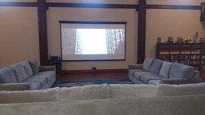 projector screen