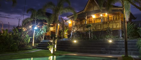 Traditional Joglo Style Villa Canggu #4