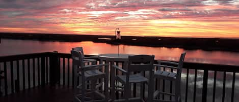 Beautiful Sunsets on the large outdoor elevated porch great for gathering