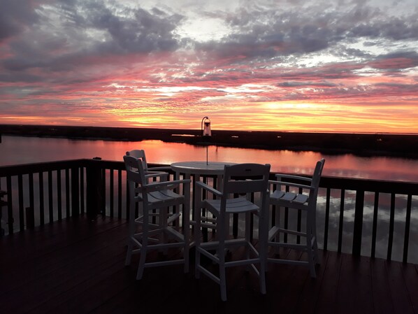 Beautiful Sunsets on the large outdoor elevated porch great for gathering