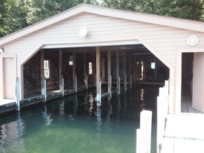 Boathouse - room for two boats in nicely covered space