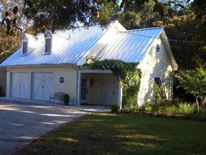 Front elevation and Entrance