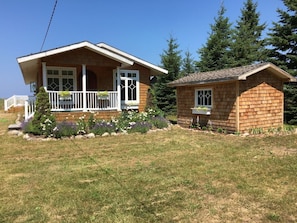 Cottage and guest house