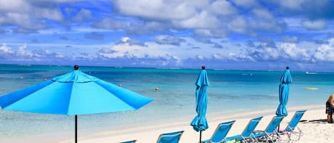 Coral Gardens beach chairs