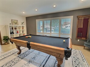 Spielezimmer