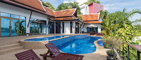 5 Bedroom Villa in Patong Beach - 4102