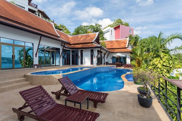 5 Bedroom Villa in Patong Beach - 4102