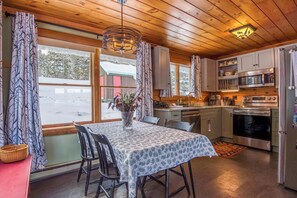 Dining Table & Kitchen