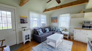 Open and bright main living area