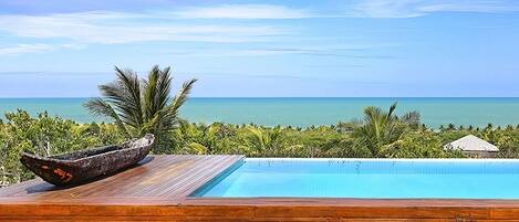 Pool view,Sea view