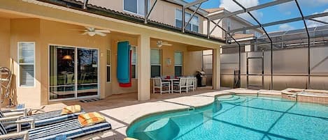 Large heated pool, jacuzzi, pool toys, beach towels and lounges provided!