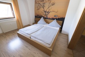 großes Schlafzimmer