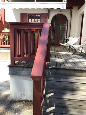 Exterior detail