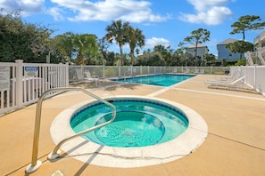 Community Pool &amp; Hot Tub