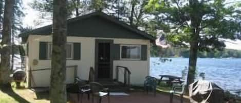 Rustic Loon Calling Cabin