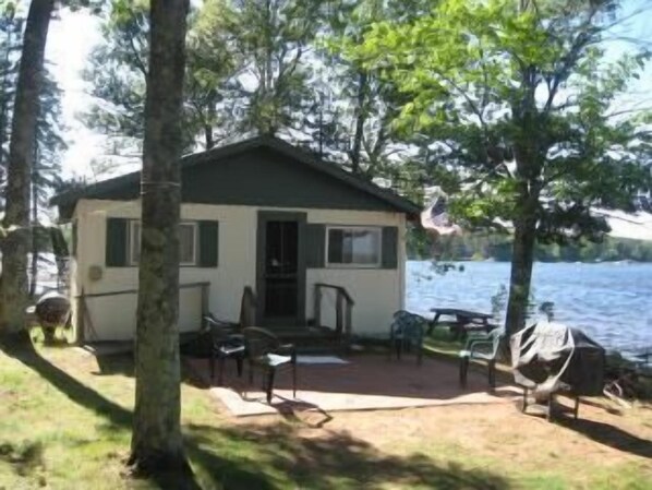 Rustic Loon Calling Cabin