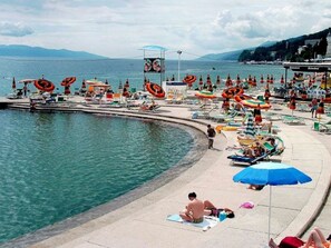 Strand in Opatija-8 km