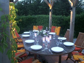 Perfect for evening dining - the pergola is gently lit in the evenings