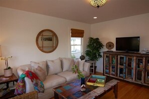 Holly House - Living Room