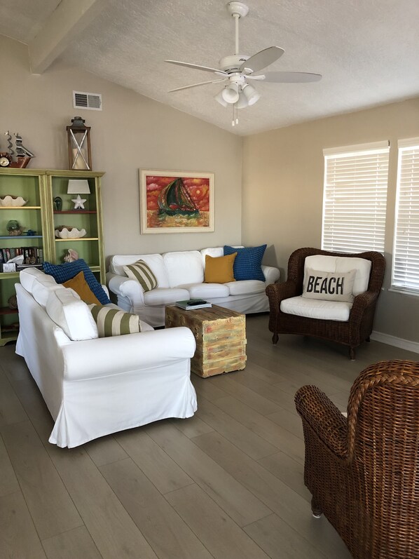 Plenty of sitting area open to kitchen!
Home is 1400sf. 