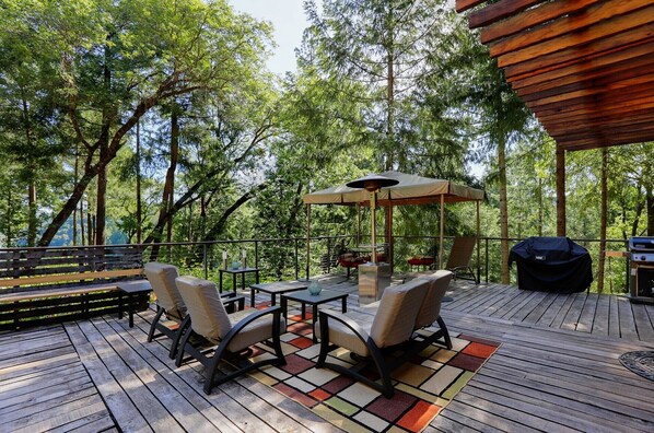 Serene Outdoor Deck