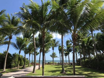 Key Biscayne Paradise Apt