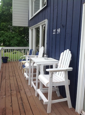 Front porch wrap around deck! Watch all the action! 