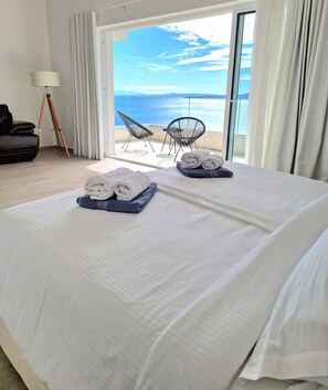 Bedroom 1,  bed size 180 x 200 cm 
Balcony with sea view