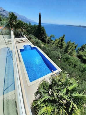 pool view, panoramic view from the living room terrace