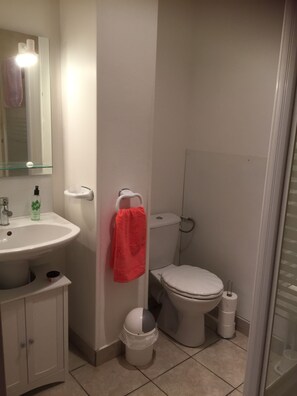 En-Suite bathroom