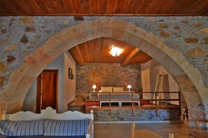 Original Venetian arch